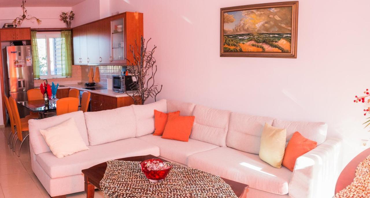 Vasiliki , Theseus Village , Heraklion Apartment